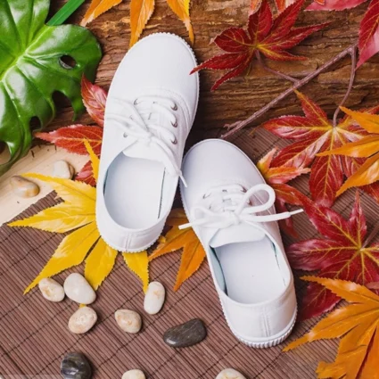 Comfortable Unisex Lace Slip-On School Shoes with Flat Heels